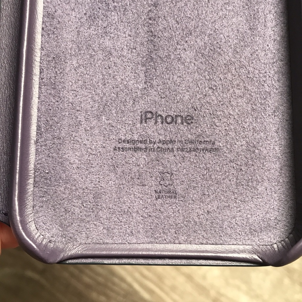 Apple - Picture 7 of 12